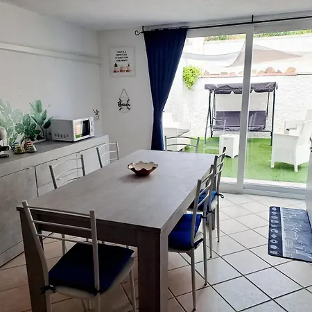 Summer House SantʼAntìoco